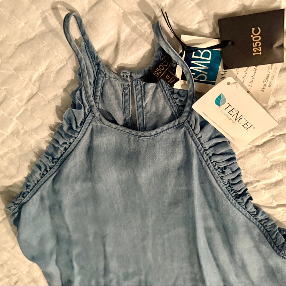 1250C Light Blue Ruffle Tank Top Small - Picture 2 of 3